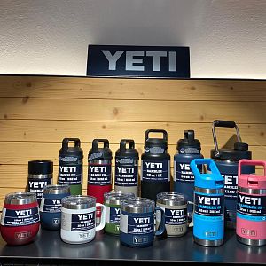 ueberall-YETI-Trinksysteme-Trinkbecher-Camping